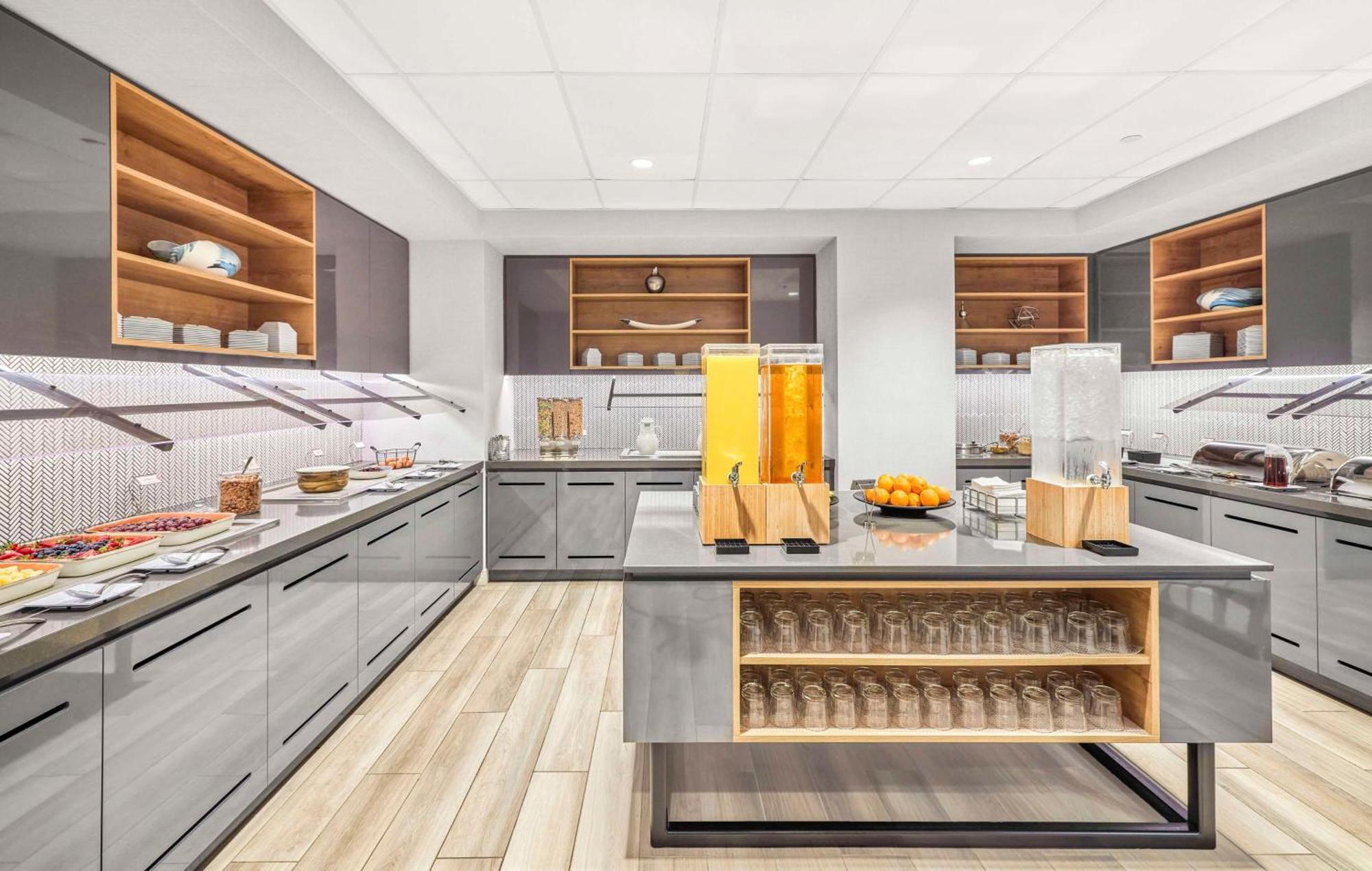 Hyatt Place Houston Medical Center Экстерьер фото